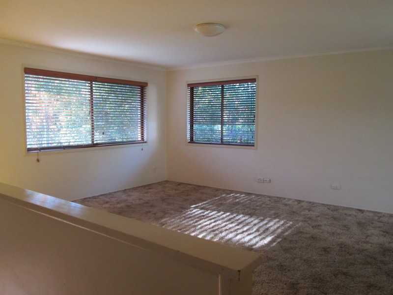 27 Capitol Drive, Jindalee QLD 4074