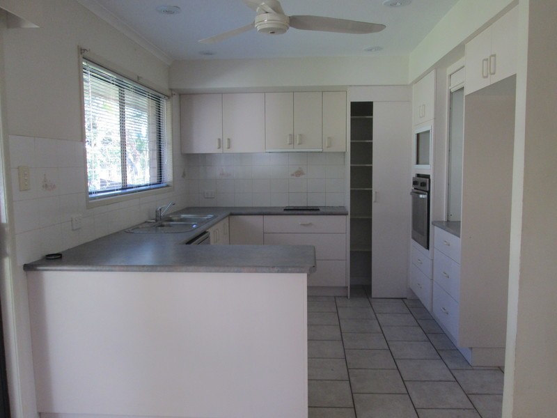 27 Capitol Drive, Jindalee QLD 4074