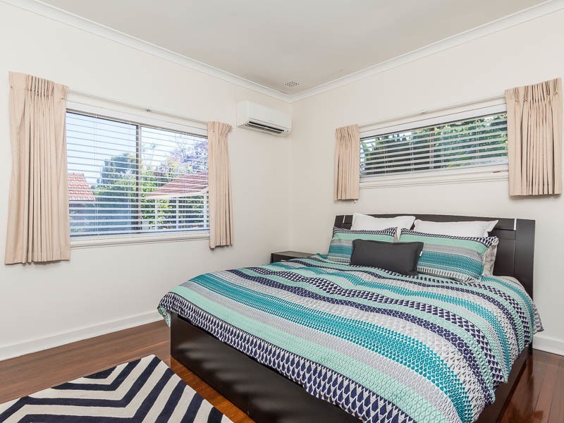 2 Head Street, Melville WA 6156