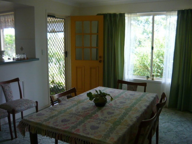 34 Inverpine Court, Petrie QLD 4502