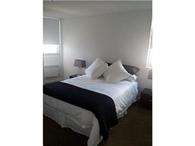 16/12 Crefden Street, Maidstone VIC 3012