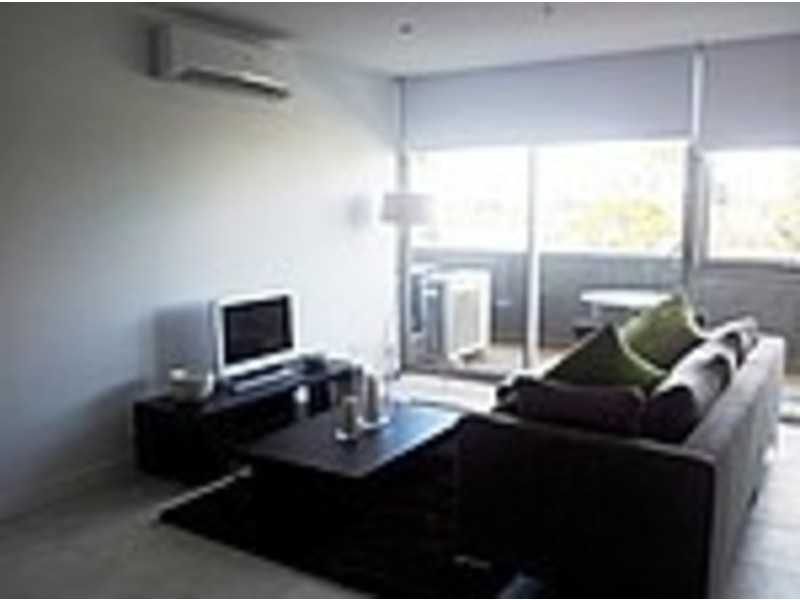 16/12 Crefden Street, Maidstone VIC 3012