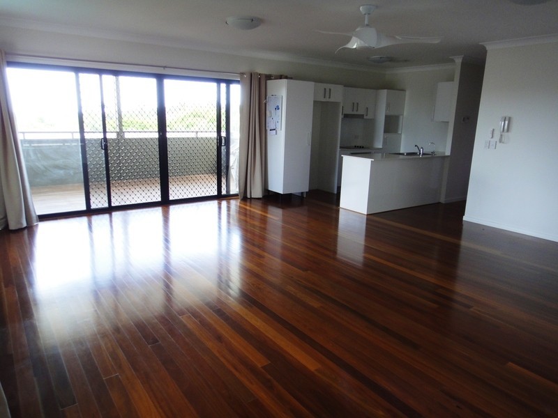 16/16 Hartigan Street, Belmont QLD 4153