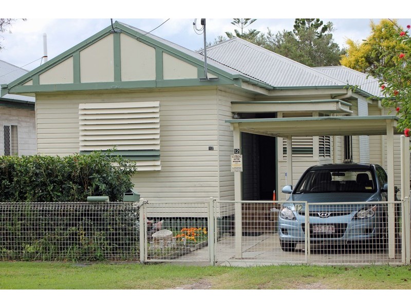 12 Dickson Street, Brighton QLD 4017