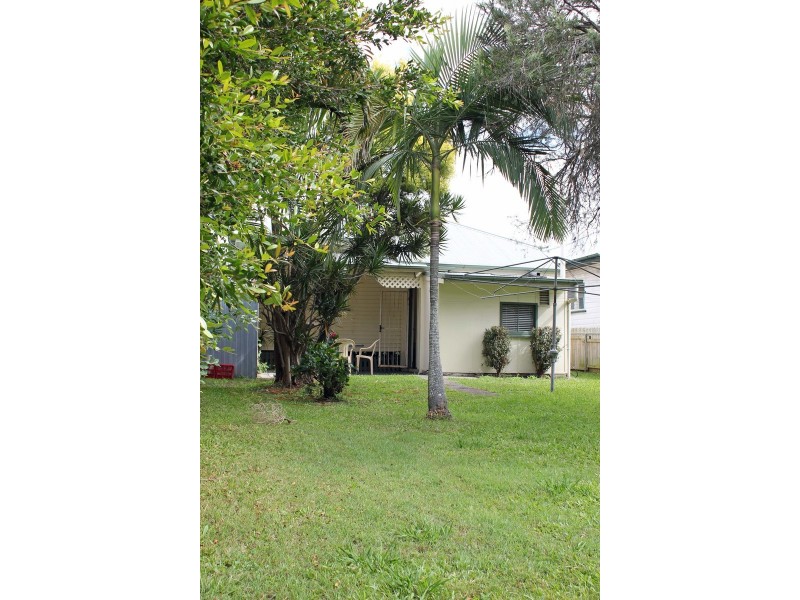 12 Dickson Street, Brighton QLD 4017