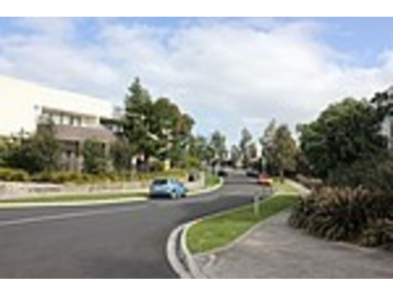 11/2 Eucalyptus Drive, Maidstone VIC 3012