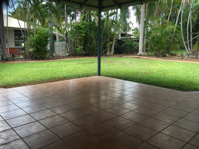 2 Carpentaria Court, Durack NT 0830