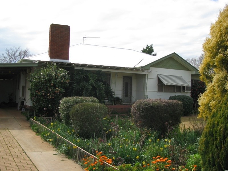 45 Deutcher Street, Temora NSW 2666