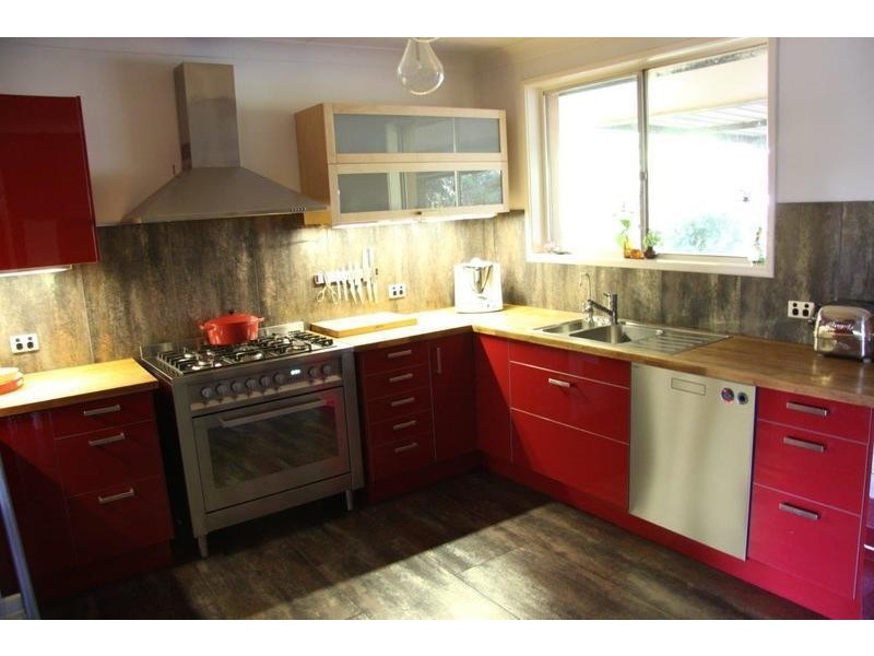 8 Stirling Crescent, Dampier WA 6713