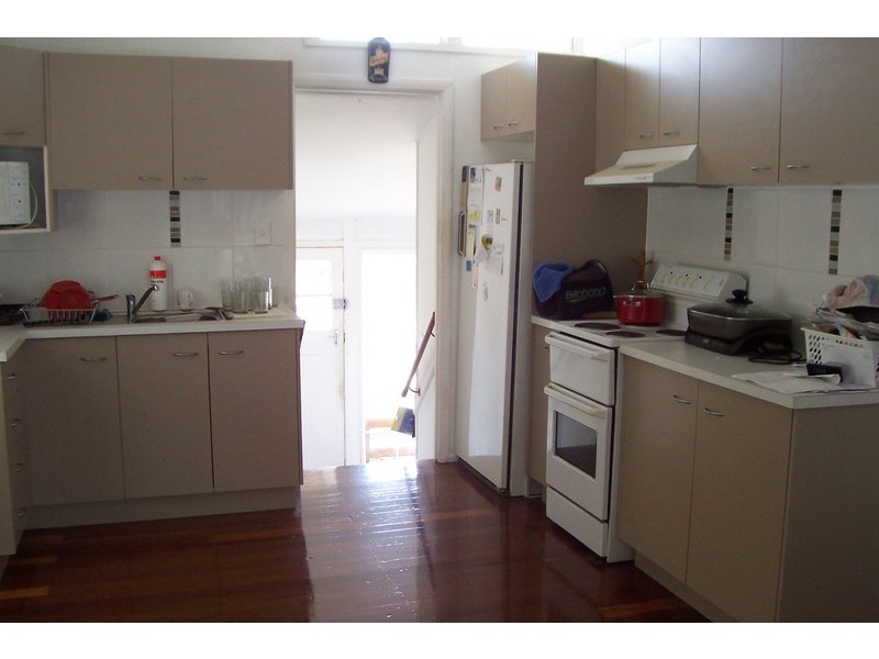 11 Savannah St, Redcliffe QLD 4020