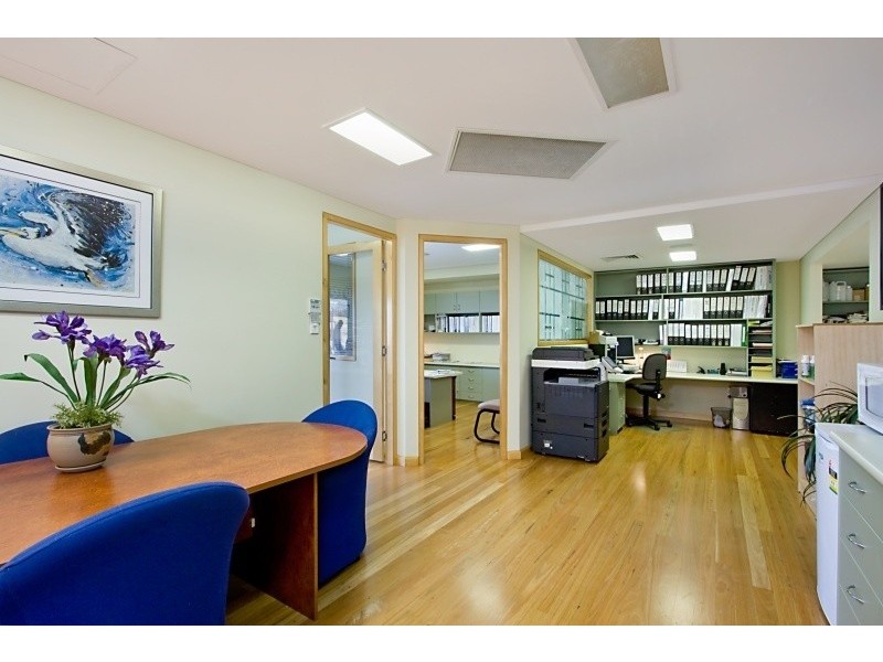 West Burleigh QLD 4219