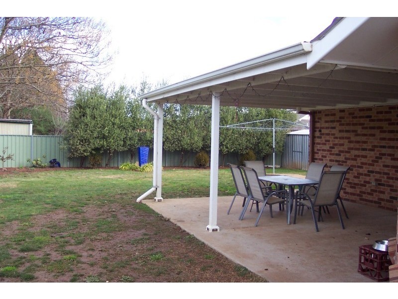 4 Acacia Drive, Orange NSW 2800