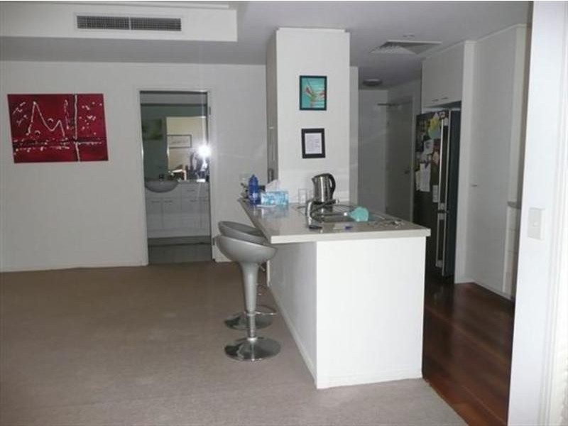 35/8 Graham Street, Port Melbourne VIC 3207