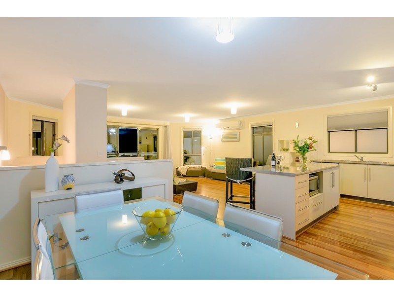 6 Lichen Walk, Aldinga Beach SA 5173