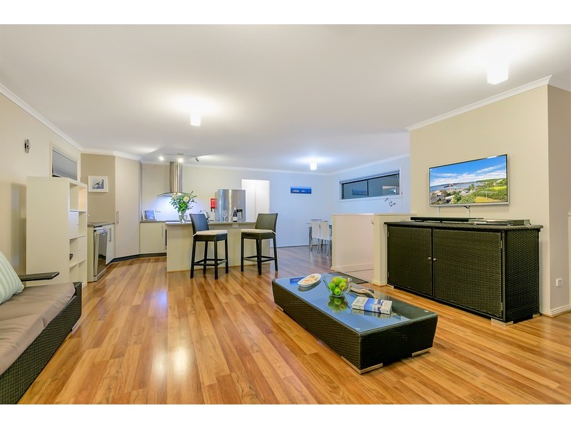 6 Lichen Walk, Aldinga Beach SA 5173