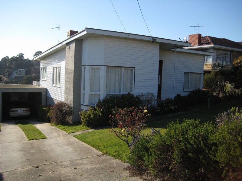 25 Corinda Grove, West Moonah TAS 7009