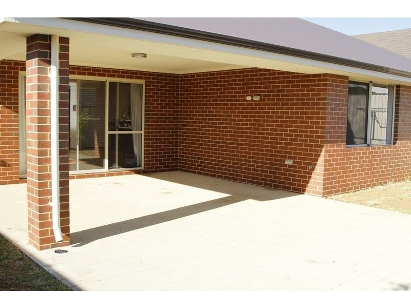 47 Belmore Bend, Aubin Grove WA 6164