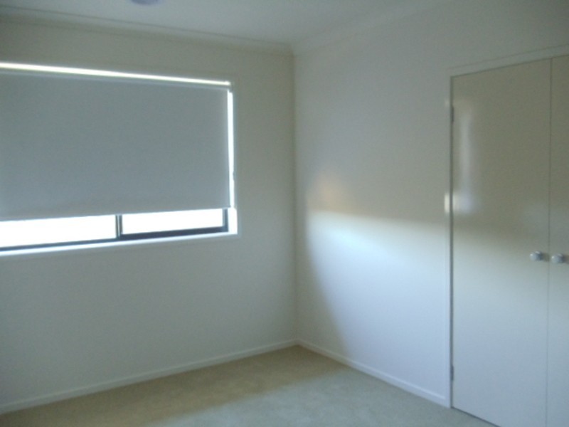 226 Sanctuary Lakes South Blvd, Sanctuary Lakes VIC 3030