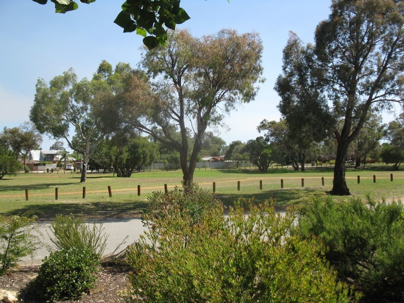 38 Gibson Way, Beechboro WA 6063