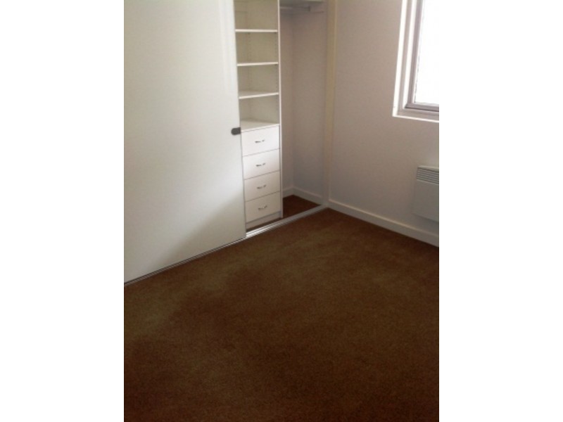 17/12 Crefden Street, Maidstone VIC 3012