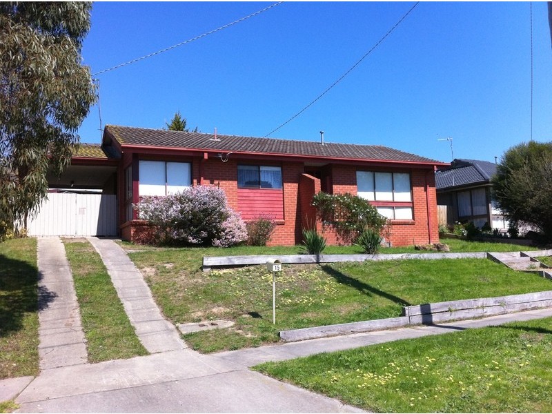 15 Acacia Way, Churchill VIC 3842