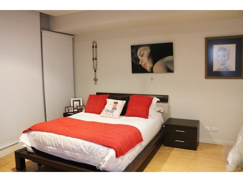 803/142 Rouse Street, Port Melbourne VIC 3207