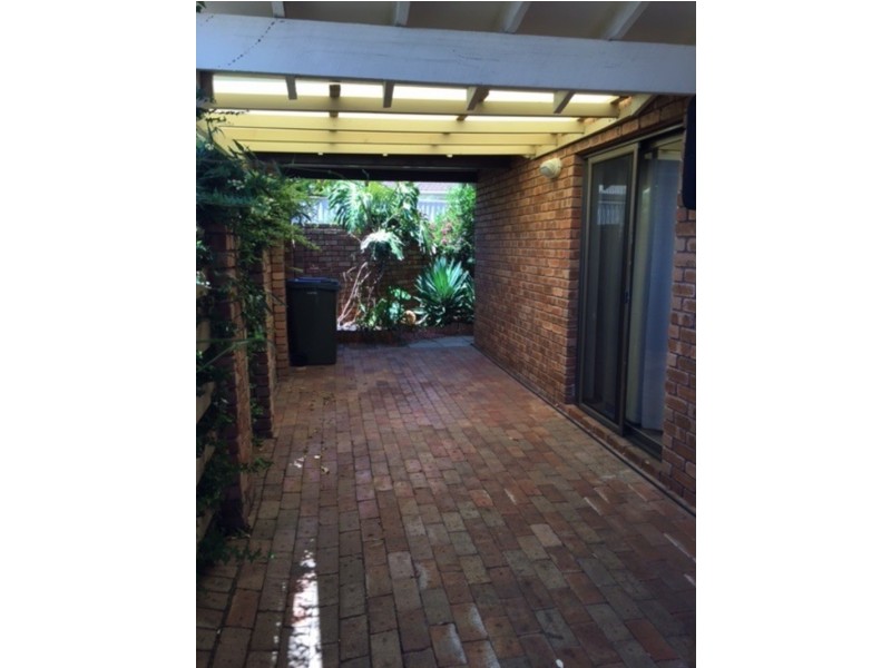 6/102 Ardross Street, Applecross WA 6153