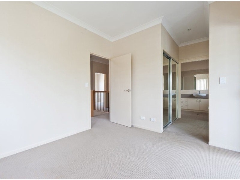10/1 Anthony Street, Kingston QLD 4114
