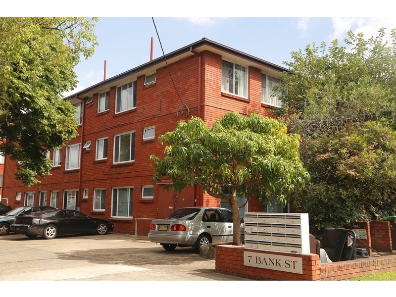 7/7A Bank Street, Meadowbank NSW 2114