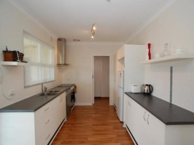 23 Kenihans Road, Happy Valley SA 5159