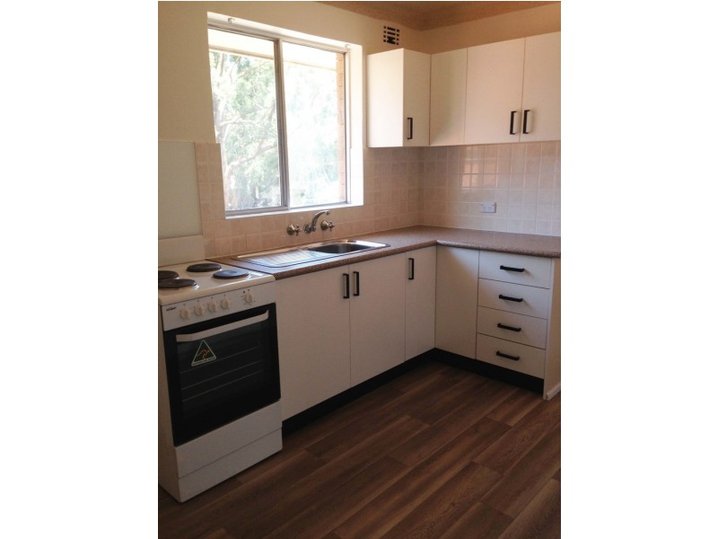 8/17 Parkes Street, Harris Park NSW 2150