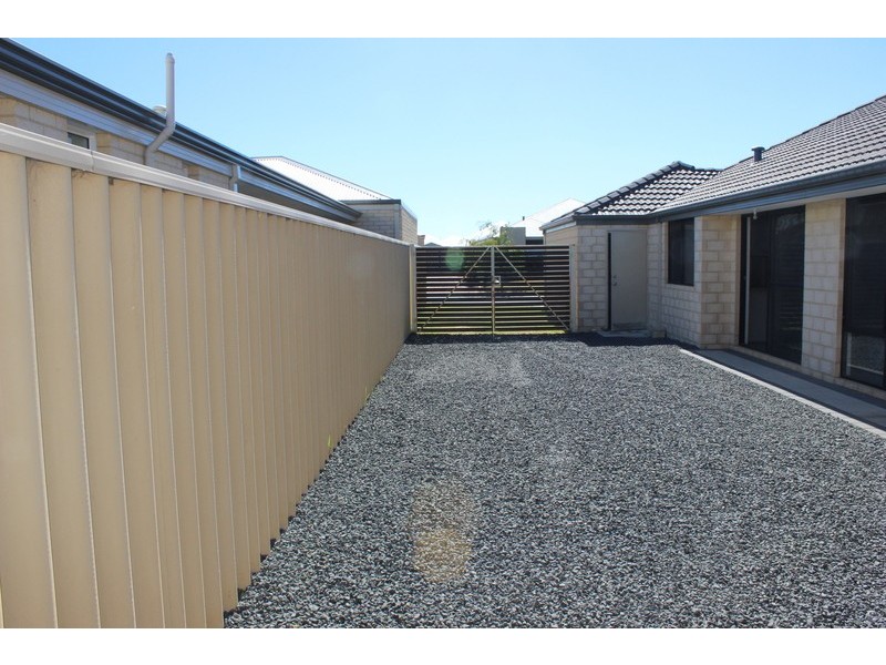 28 Kambany Approach, Dalyellup WA 6230
