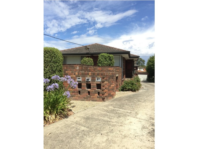 1/3 GLENCAIRN, Camberwell VIC 3124