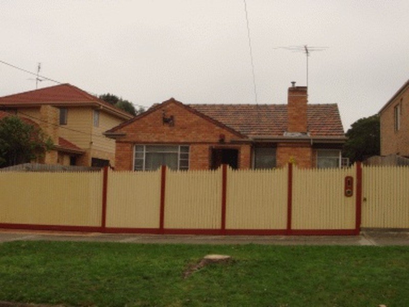 17 Gillies St, Mitcham VIC 3132