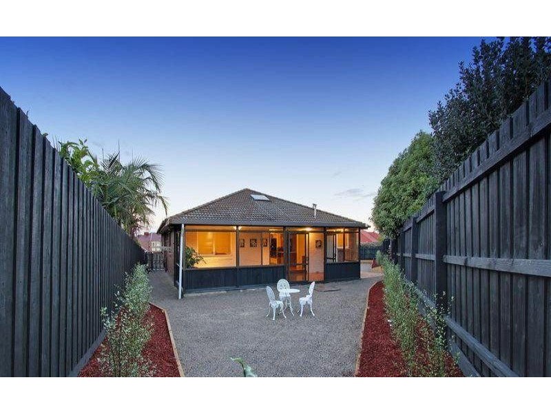 2 Cantala court, Vermont South VIC 3133