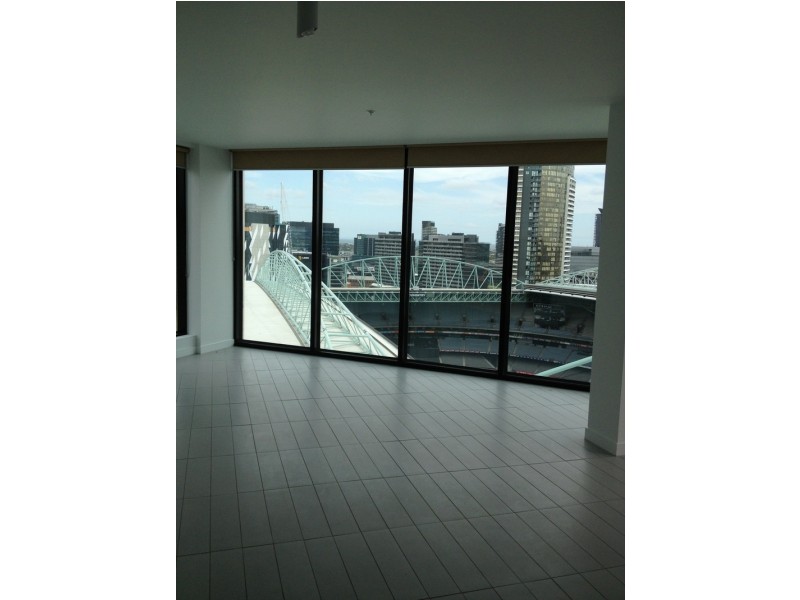 1812/673 La Trobe Street, Docklands VIC 3008