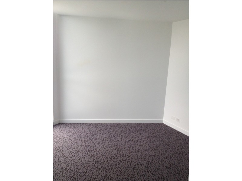 1812/673 La Trobe Street, Docklands VIC 3008