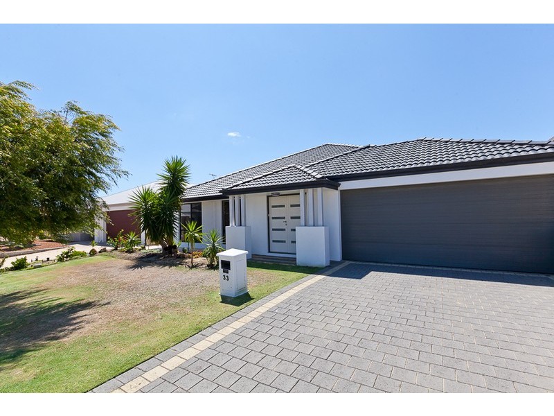 33 Liberty Drive, Clarkson WA 6030