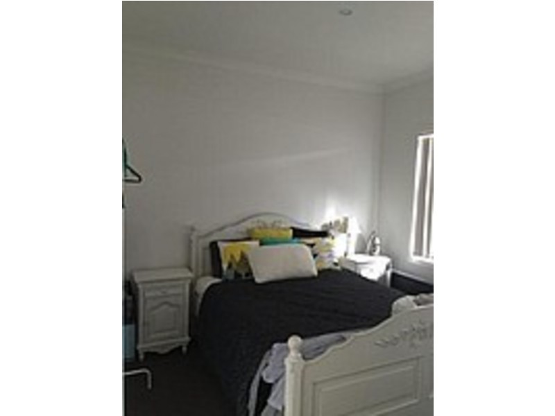 2/11-13 Katsura Retreat, Roxburgh Park VIC 3064