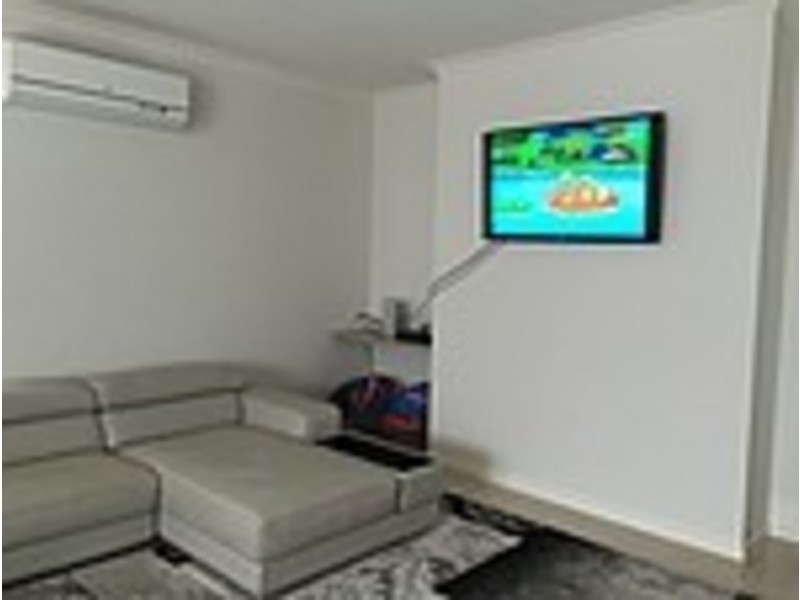 2/11-13 Katsura Retreat, Roxburgh Park VIC 3064