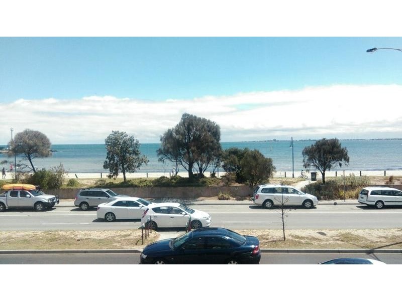 1/16-17 Marine Parade, St Kilda VIC 3182