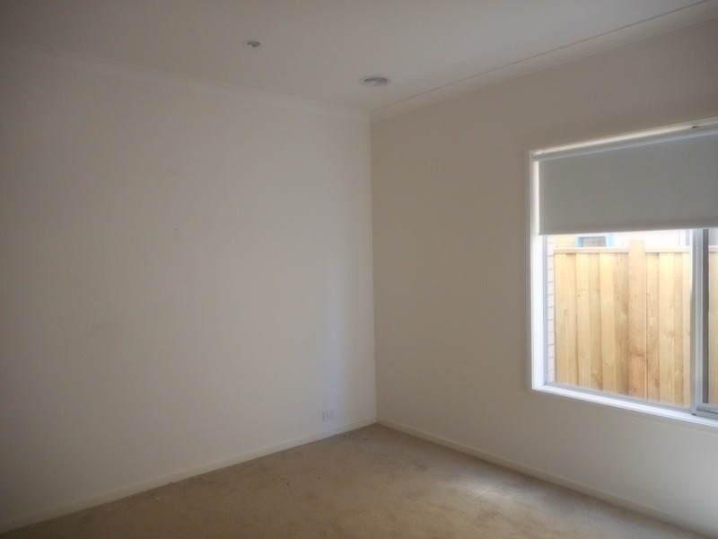 97 Broadbeach Circuit, Point Cook VIC 3030