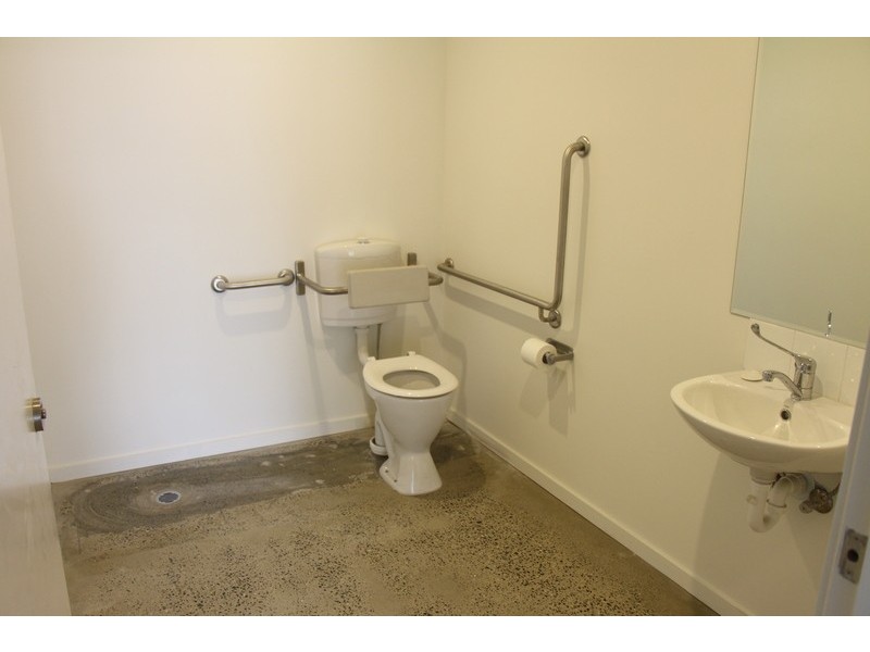 2/2D Parker Street, Footscray VIC 3011