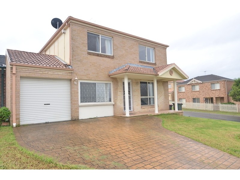 13 Owen Stanley Street, Mount Annan NSW 2567