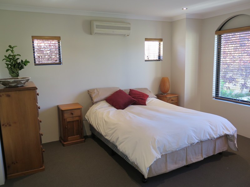 59 Cloister Avenue, Manning WA 6152
