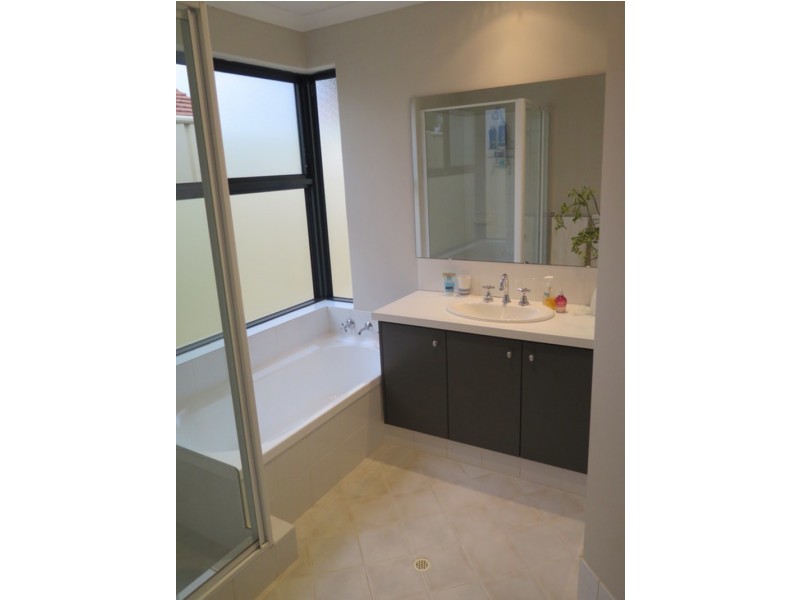 59 Cloister Avenue, Manning WA 6152