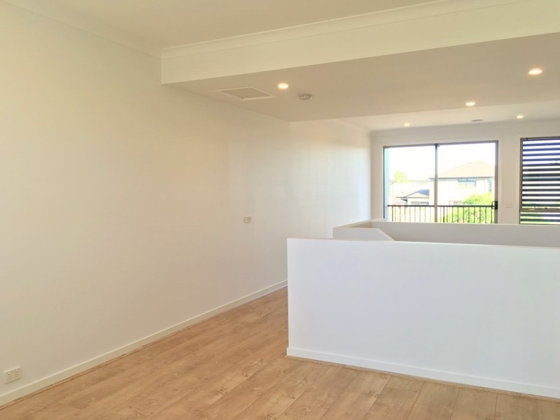 30 Cascade Terrace, Craigieburn VIC 3064