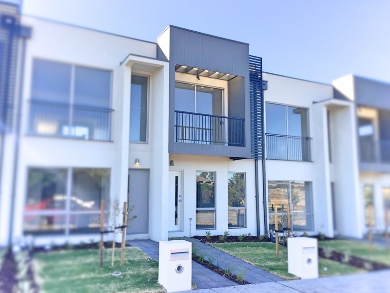 16 Cascade Terrace, Craigieburn VIC 3064