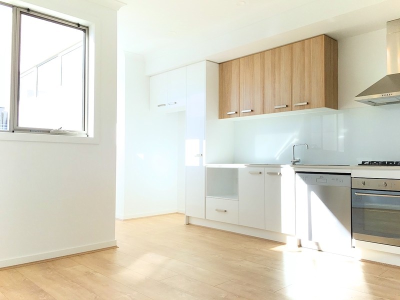 16 Cascade Terrace, Craigieburn VIC 3064