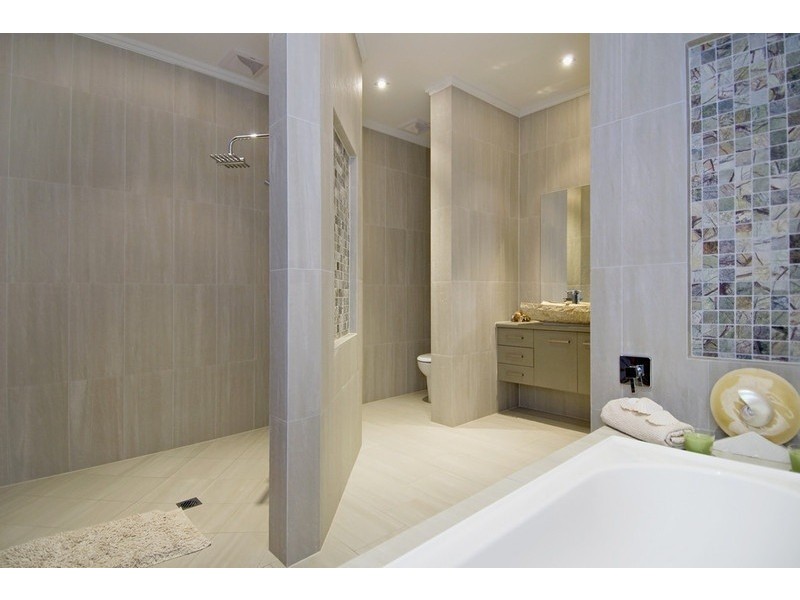1 Wirrega Close Red Peak Forest Estate, Cairns QLD 4870